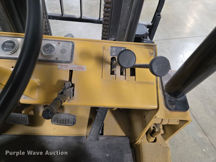 image for item EQ3775 Yale GC140SBNSBV096 forklift