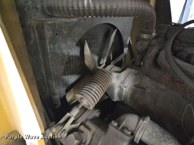 image for item EQ3775 Yale GC140SBNSBV096 forklift