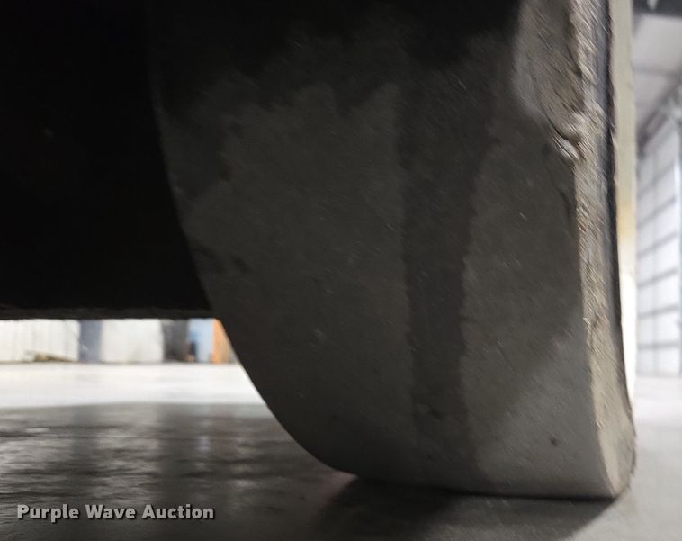 image for item EQ3775 Yale GC140SBNSBV096 forklift