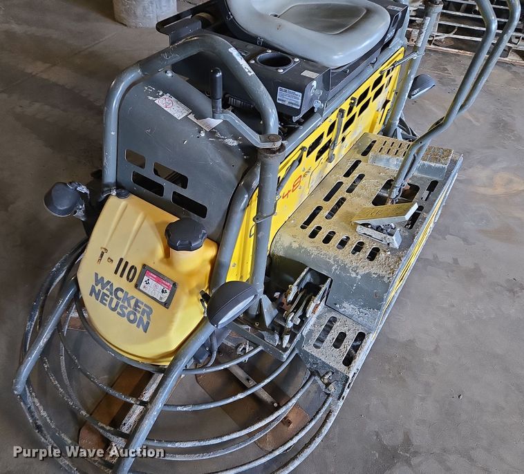 image for item EQ3803 Wacker Neuson CRT48 power trowel