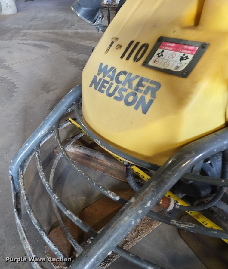 image for item EQ3803 Wacker Neuson CRT48 power trowel