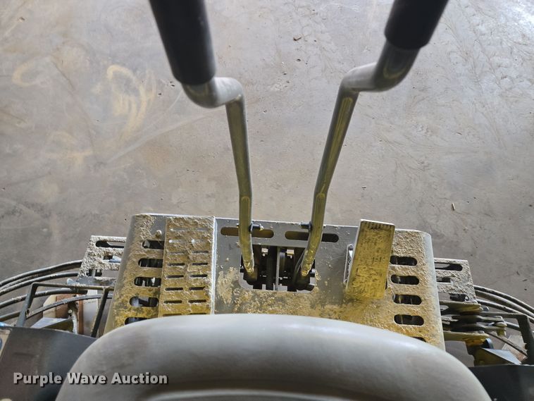 image for item EQ3804 2016 Walker Neuson CRT48-57K power trowel