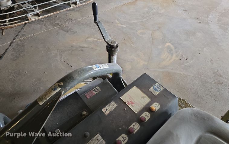 image for item EQ3804 2016 Walker Neuson CRT48-57K power trowel