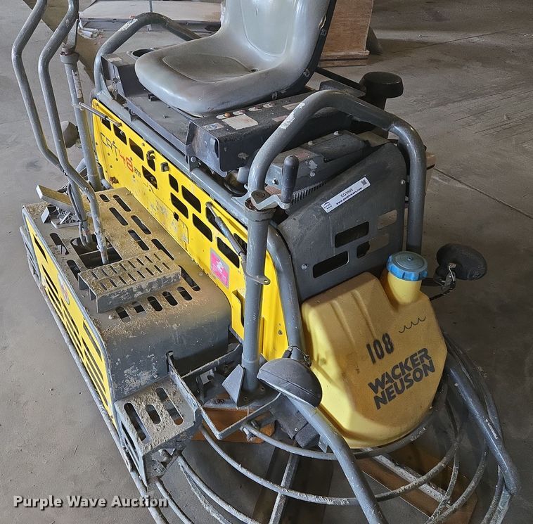 image for item EQ3805 2016 Walker Neuson CRT48-57K power trowel