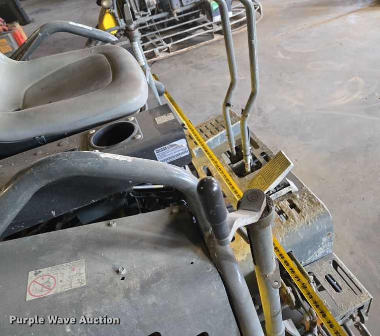 image for item EQ3805 2016 Walker Neuson CRT48-57K power trowel