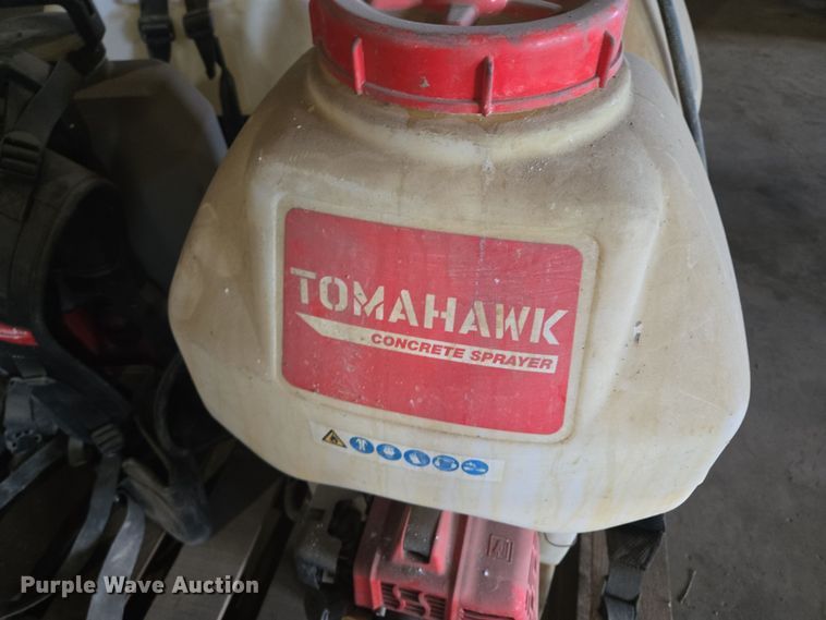 image for item EQ3825 (4) concrete sprayers