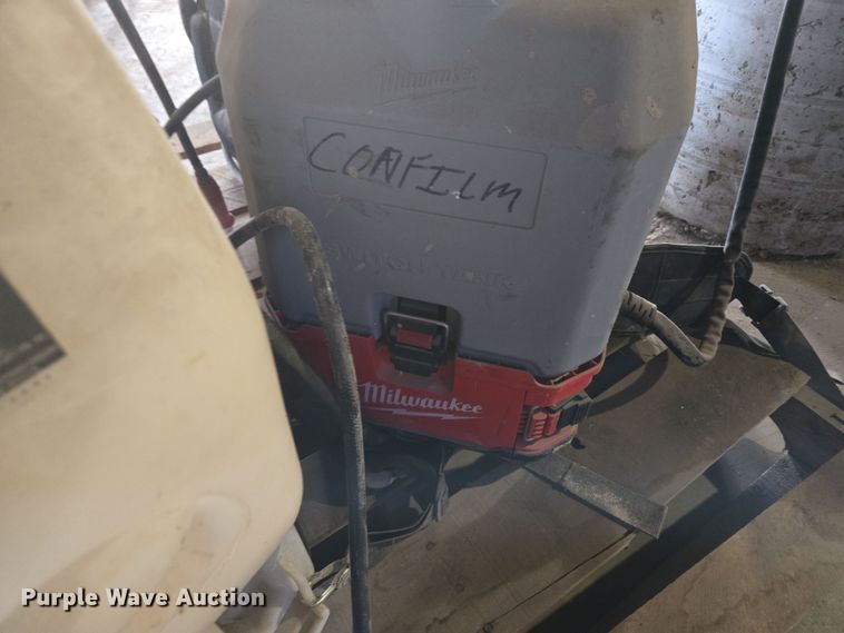 image for item EQ3825 (4) concrete sprayers