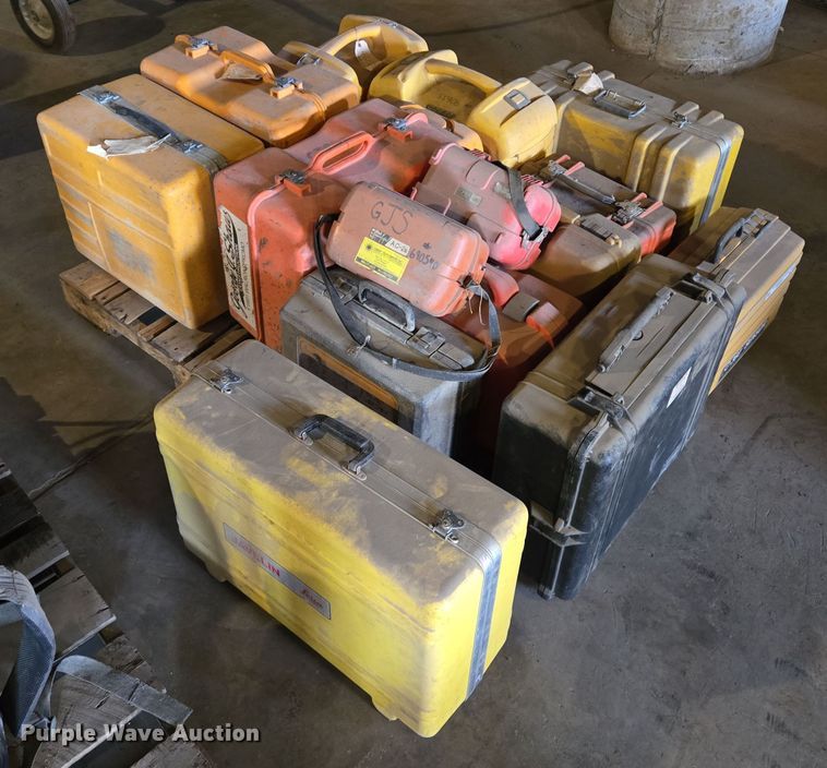 image for item EQ3826 Surveying equipment 