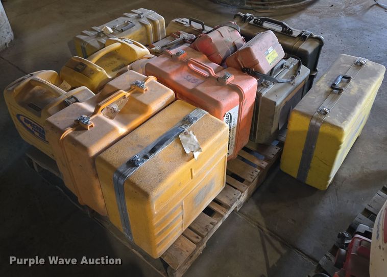 image for item EQ3826 Surveying equipment 