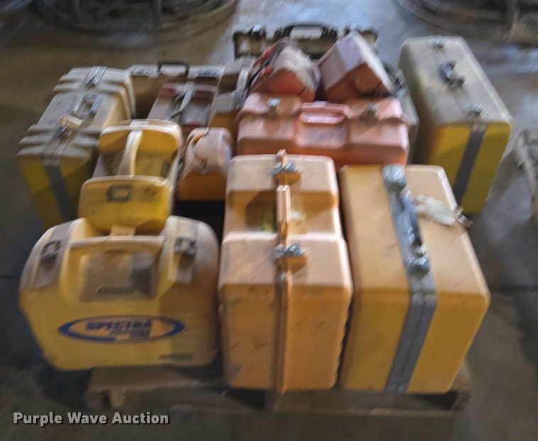 image for item EQ3826 Surveying equipment 