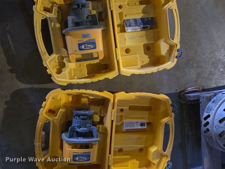 image for item EQ3826 Surveying equipment 