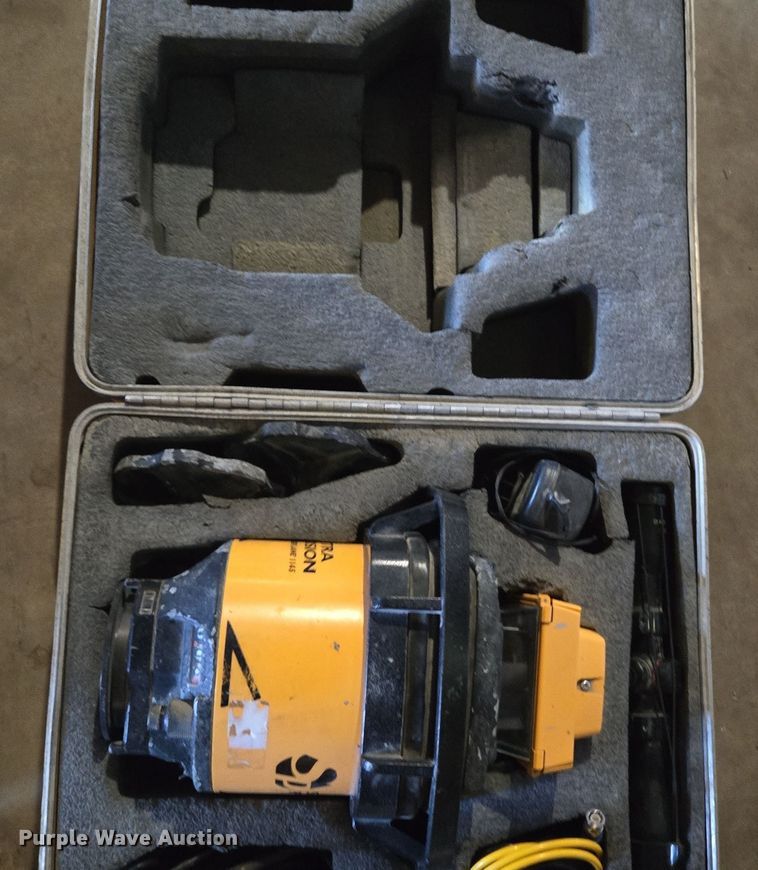 image for item EQ3826 Surveying equipment 