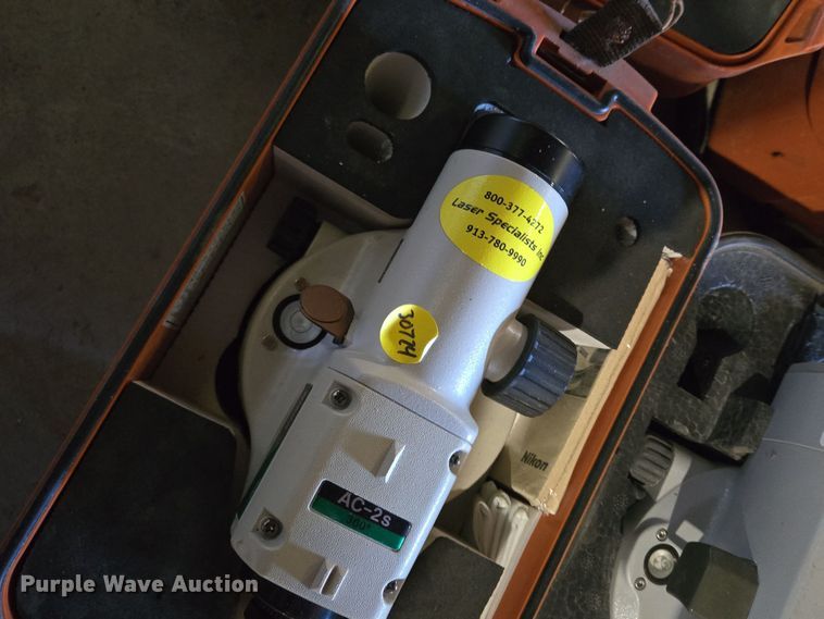 image for item EQ3826 Surveying equipment 