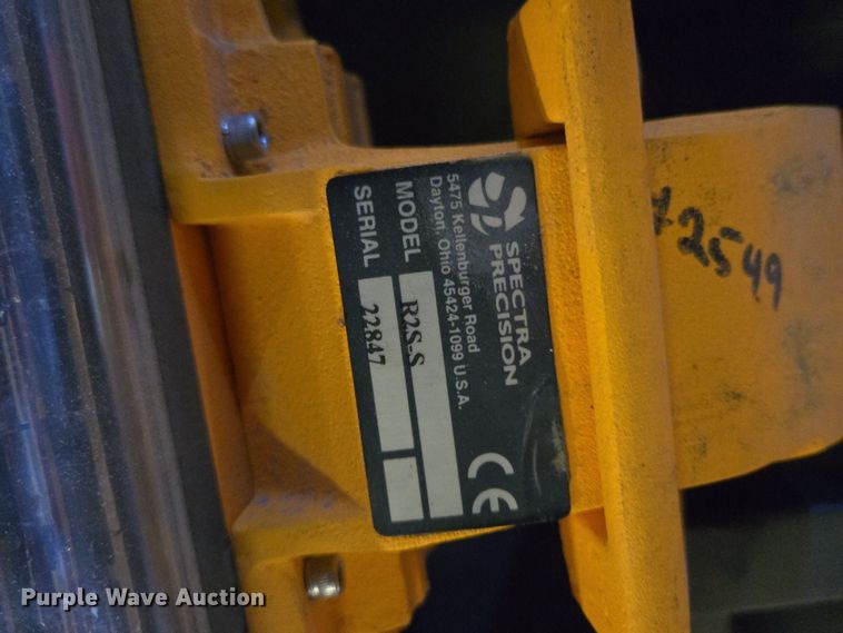 image for item EQ3826 Surveying equipment 