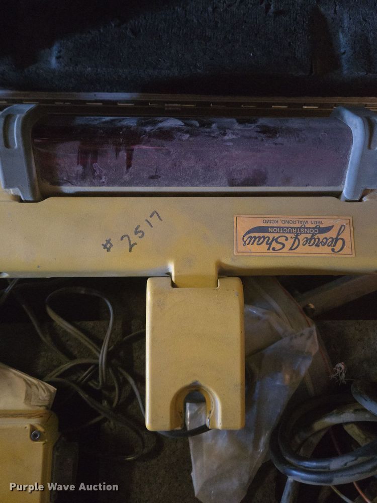 image for item EQ3826 Surveying equipment 