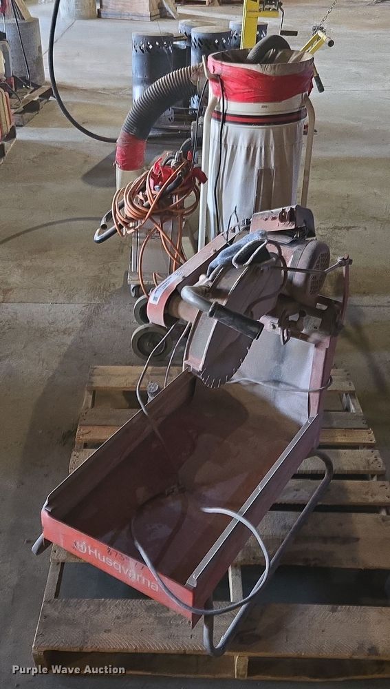 image for item EQ3827 Tools