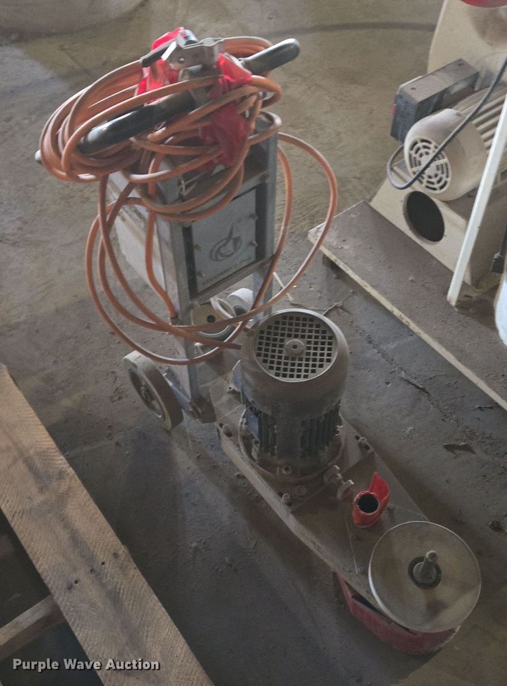 image for item EQ3827 Tools