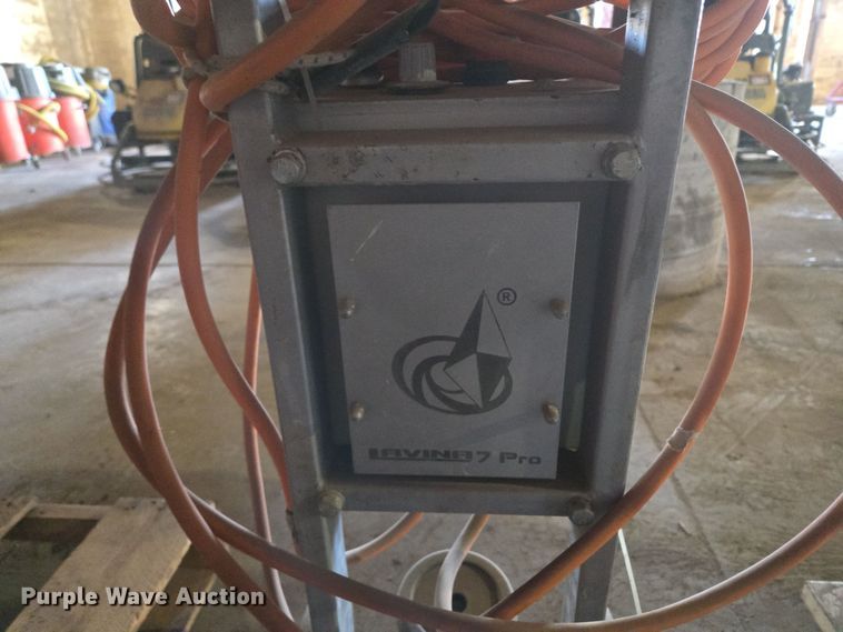 image for item EQ3827 Tools