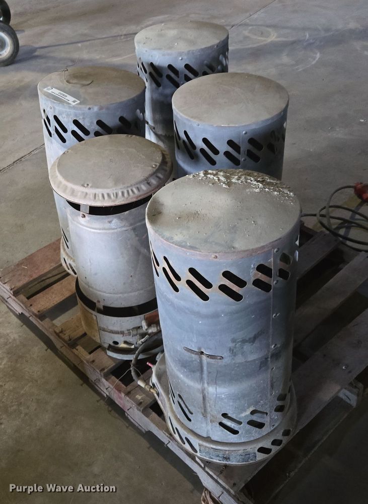 image for item EQ3828 (5) Enerco convection heaters 