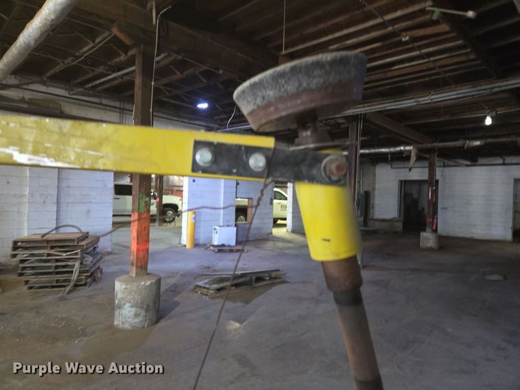 image for item EQ3829 Northrock Pro-1200 ceiling grinder