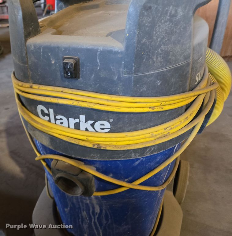 image for item EQ3831 (4) vacuums 