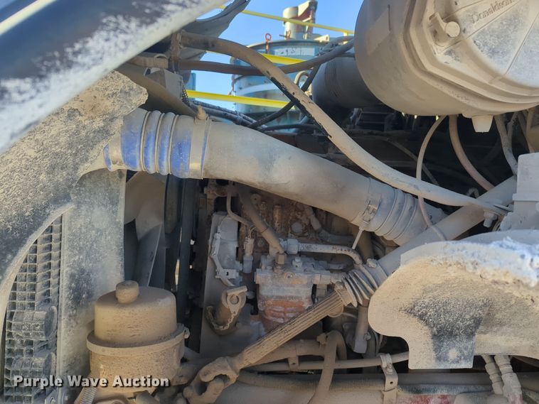 image for item ER4579 2006 Sterling L9500 flatbed truck