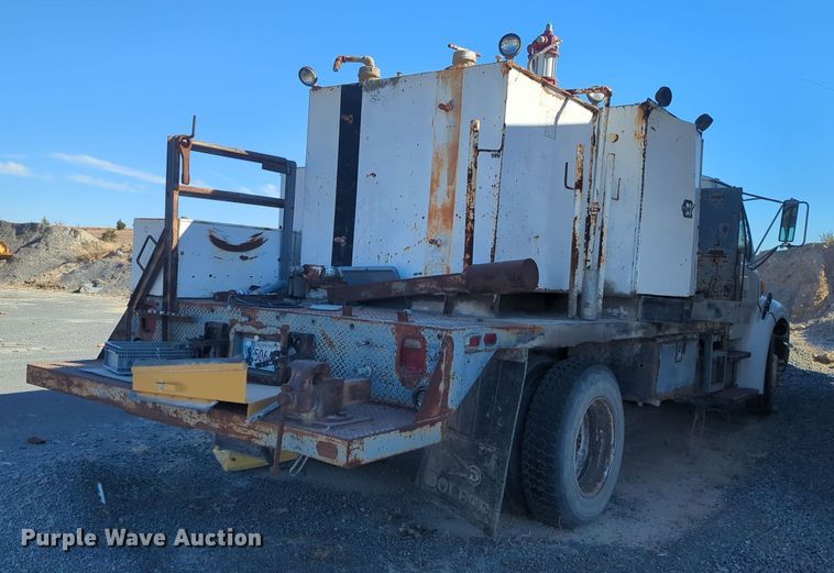 image for item ER4582 2007 Sterling Acterra flatbed truck