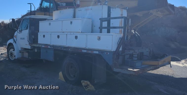 image for item ER4582 2007 Sterling Acterra flatbed truck