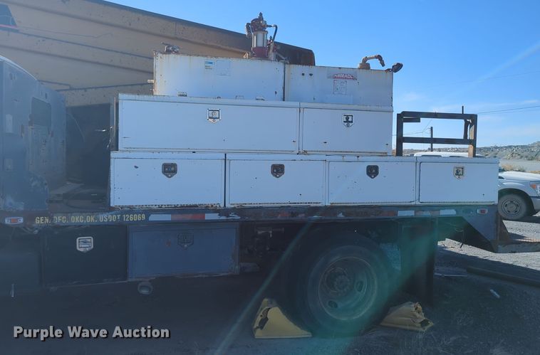 image for item ER4582 2007 Sterling Acterra flatbed truck