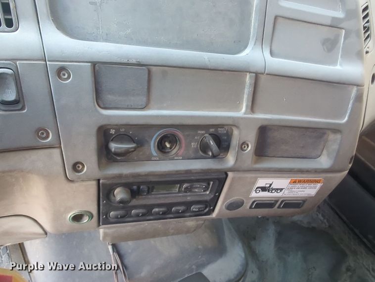 image for item ER4582 2007 Sterling Acterra flatbed truck