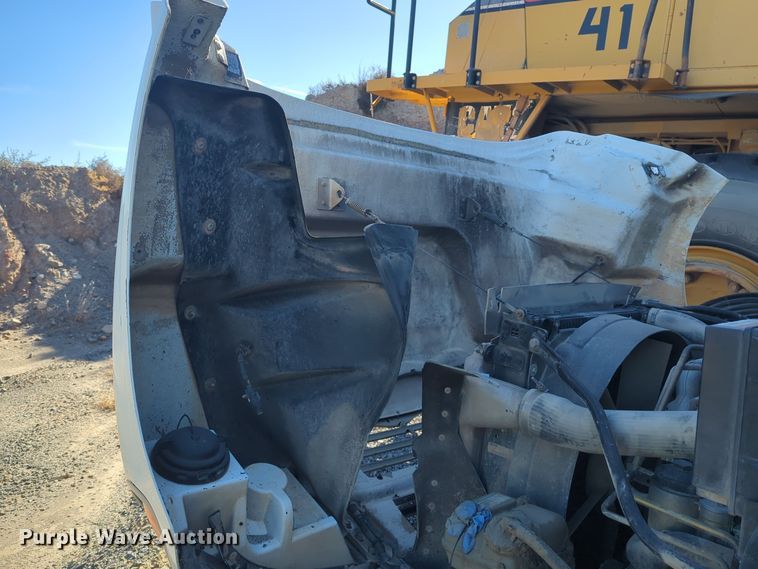 image for item ER4582 2007 Sterling Acterra flatbed truck