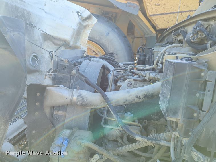 image for item ER4582 2007 Sterling Acterra flatbed truck