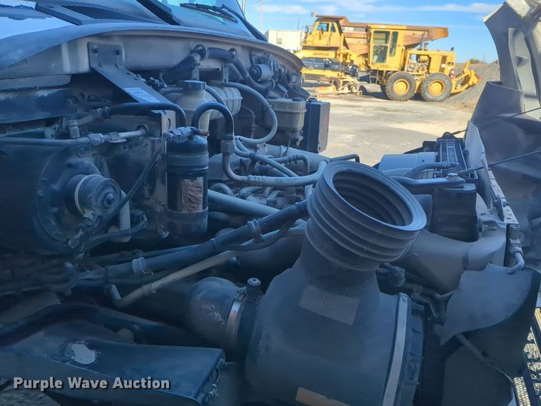 image for item ER4582 2007 Sterling Acterra flatbed truck