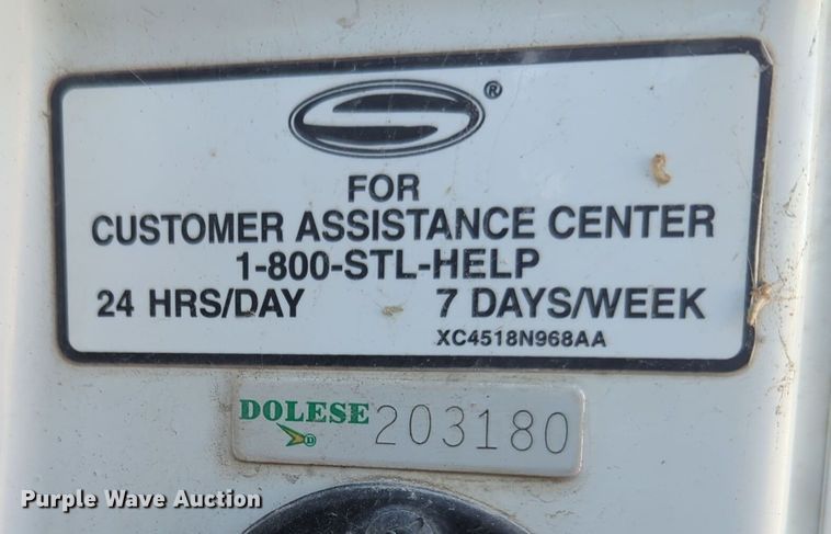 image for item ER4582 2007 Sterling Acterra flatbed truck