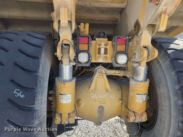 image for item ER4583 2000 Caterpillar 773D haul truck