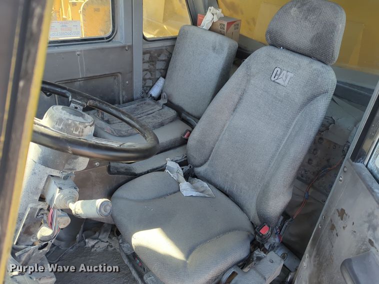 image for item ER4583 2000 Caterpillar 773D haul truck