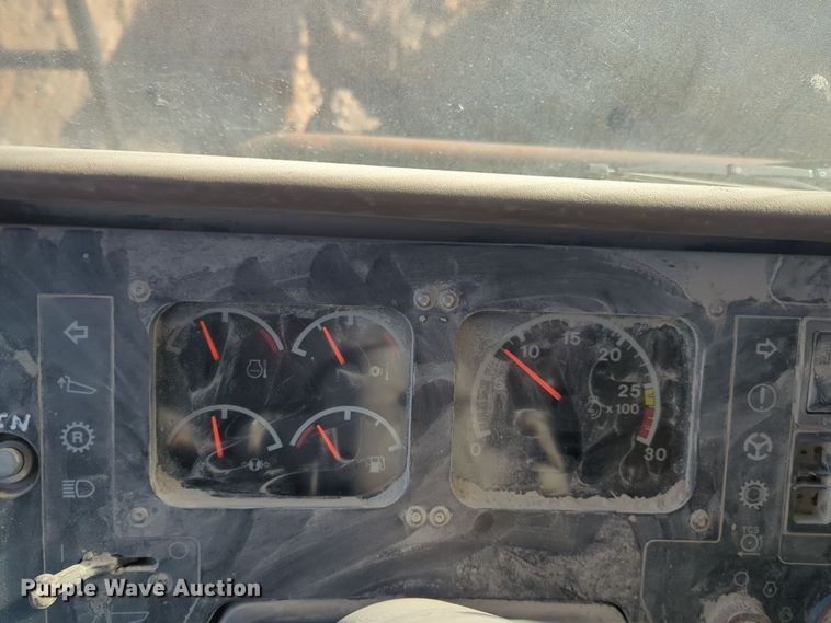 image for item ER4583 2000 Caterpillar 773D haul truck