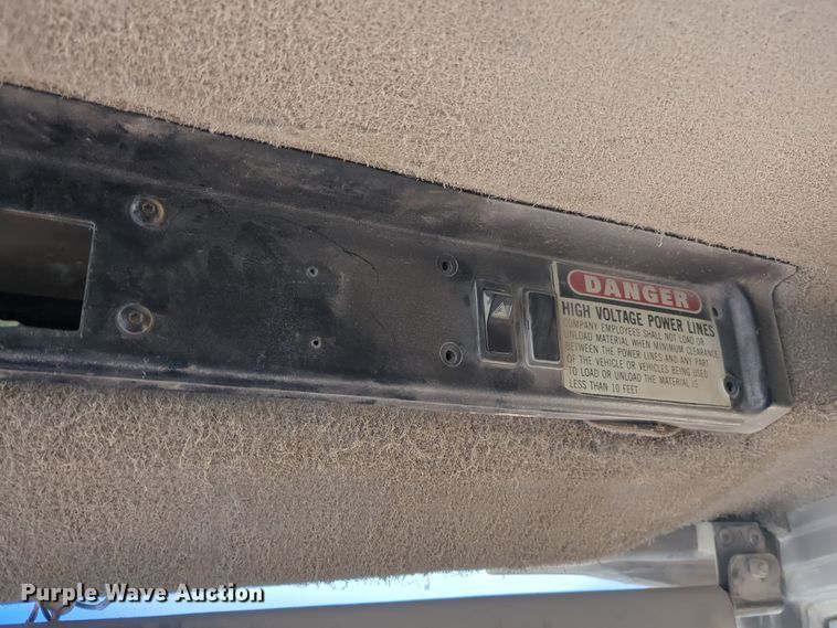 image for item ER4583 2000 Caterpillar 773D haul truck