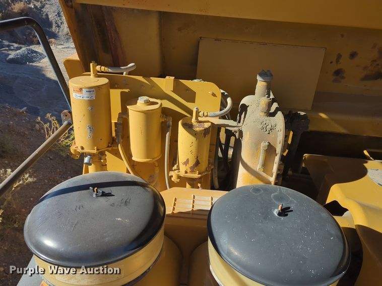 image for item ER4583 2000 Caterpillar 773D haul truck