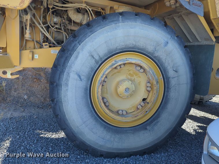 image for item ER4583 2000 Caterpillar 773D haul truck