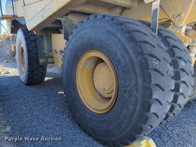 image for item ER4583 2000 Caterpillar 773D haul truck