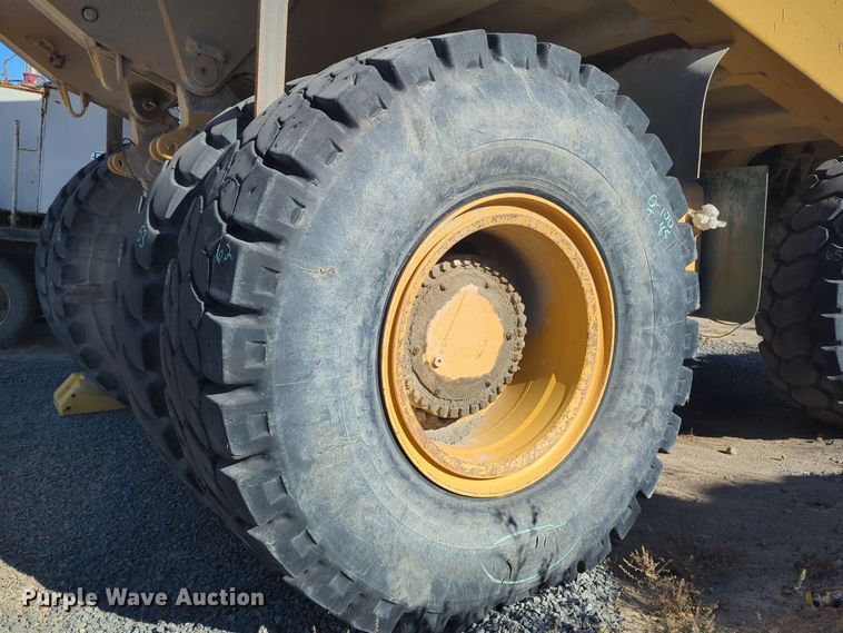 image for item ER4583 2000 Caterpillar 773D haul truck