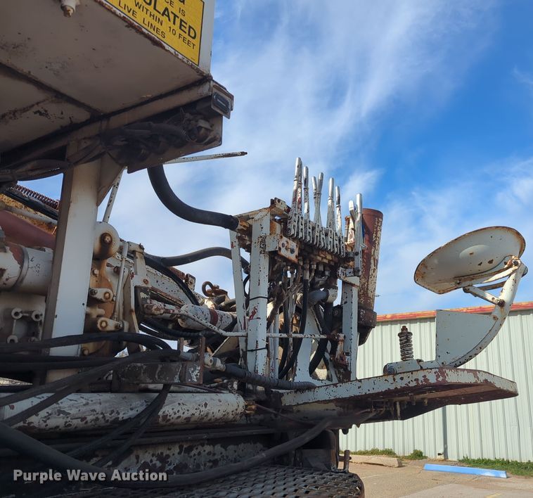 image for item ER4588 2002 International 4300 pressure digger truck