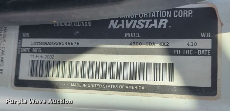 image for item ER4588 2002 International 4300 pressure digger truck