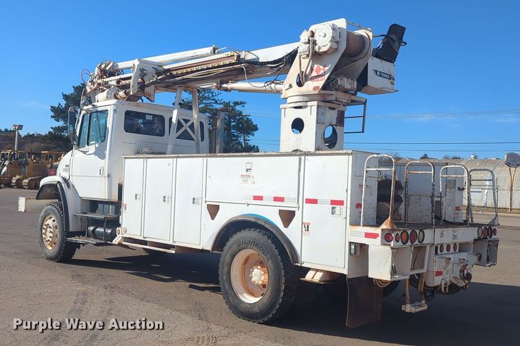 image for item ER4590 2003 Freightliner  FL80 digger derrick truck