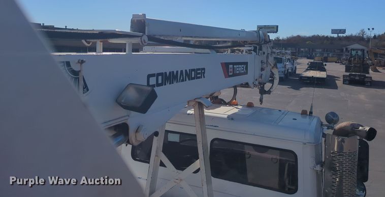 image for item ER4590 2003 Freightliner  FL80 digger derrick truck