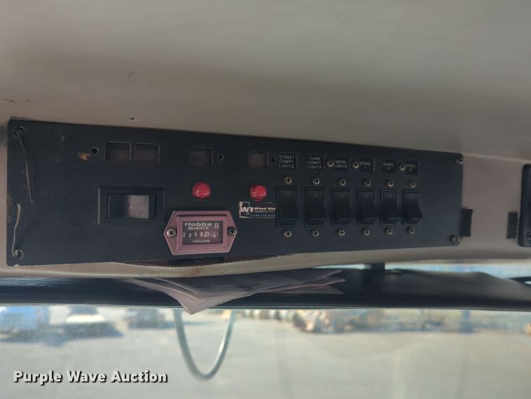 image for item ER4590 2003 Freightliner  FL80 digger derrick truck