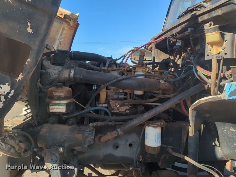 image for item ER4590 2003 Freightliner  FL80 digger derrick truck