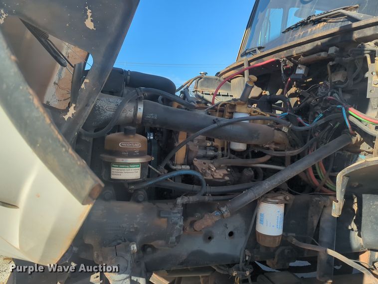 image for item ER4590 2003 Freightliner  FL80 digger derrick truck