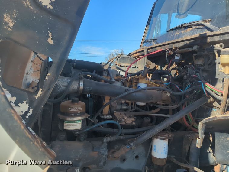 image for item ER4590 2003 Freightliner  FL80 digger derrick truck